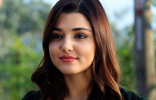 Mê đắm trước vẻ đẹp của mỹ nữ xinh nhất thế giới